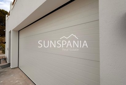 Obra nueva - Chalet -
Pinoso - Casas Pastor