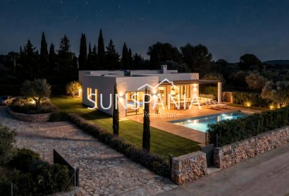 Obra nueva - Chalet -
Pinoso - Casas Pastor