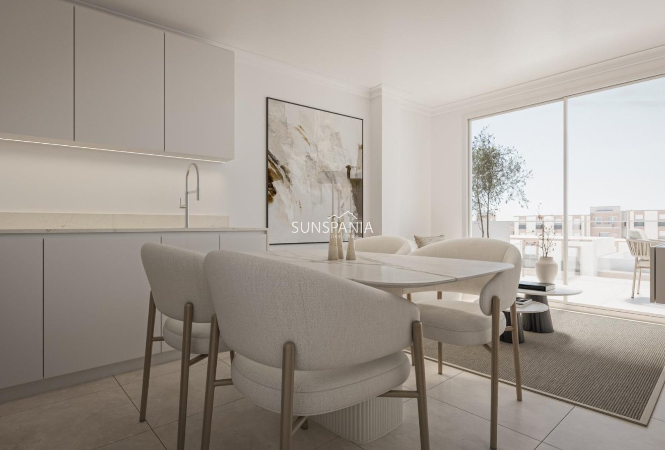 Obra nueva - Ático -
Torrevieja - Centro
