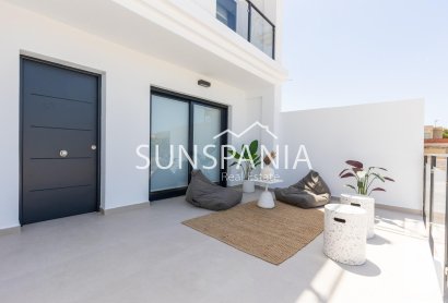 Obra nueva - Chalet -
Rafal - pueblo