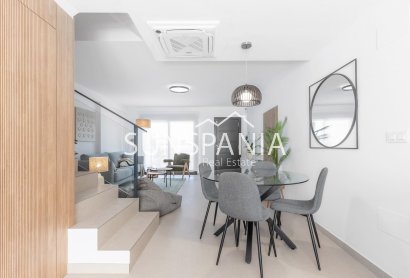 Obra nueva - Chalet -
Rafal - pueblo