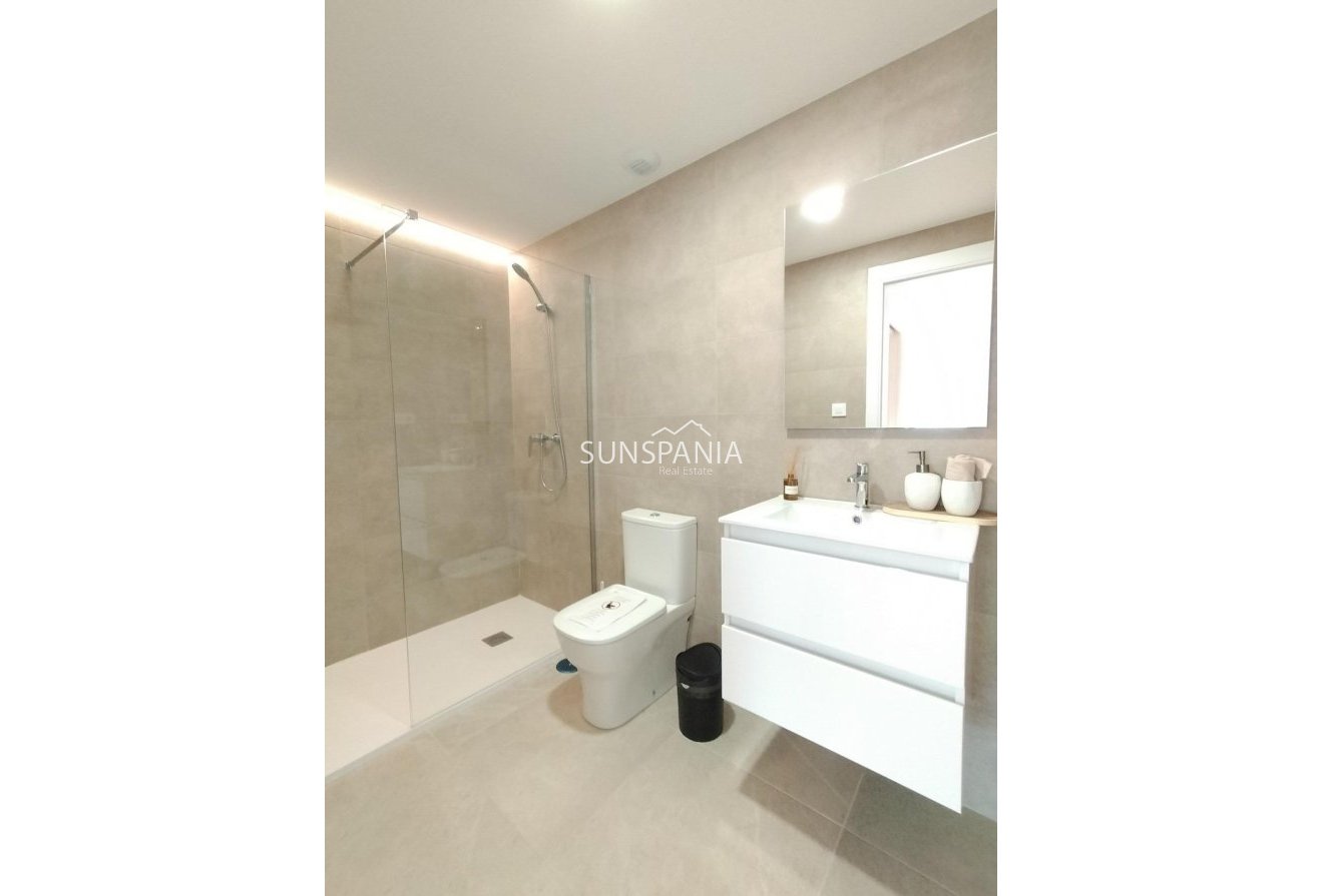 Obra nueva - Piso -
Monforte del Cid - Alenda Golf