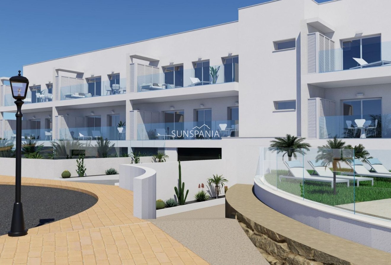 Obra nueva - Ático -
Mojacar - Descargador