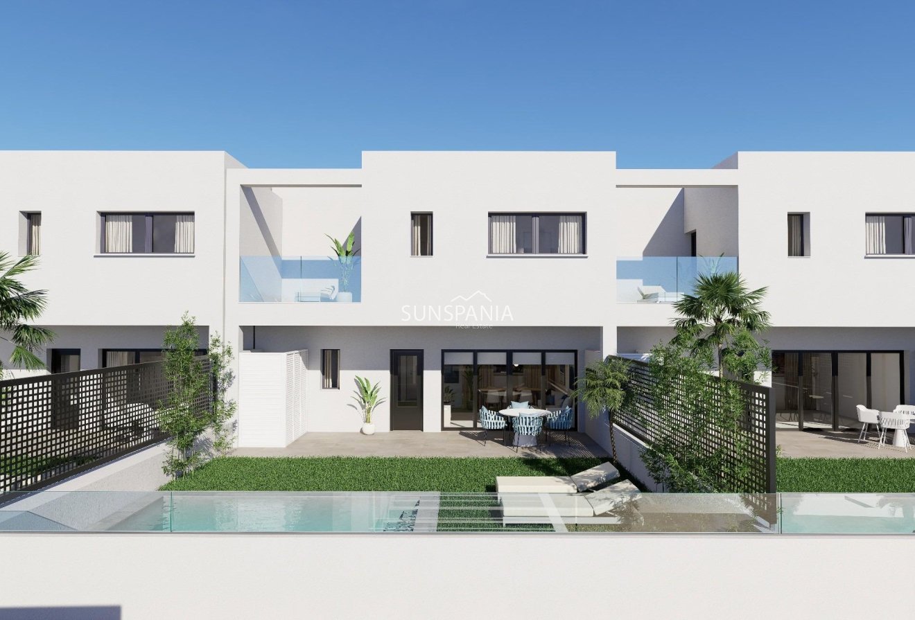 Obra nueva - Ático -
Mojacar - Descargador