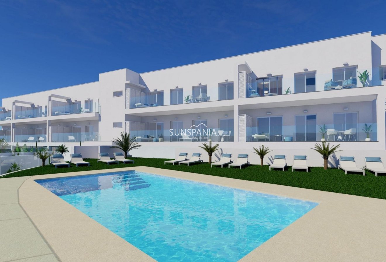 Obra nueva - Ático -
Mojacar - Descargador