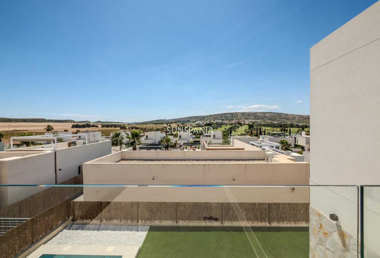 Obra nueva - Chalet -
Algorfa - La Finca Golf