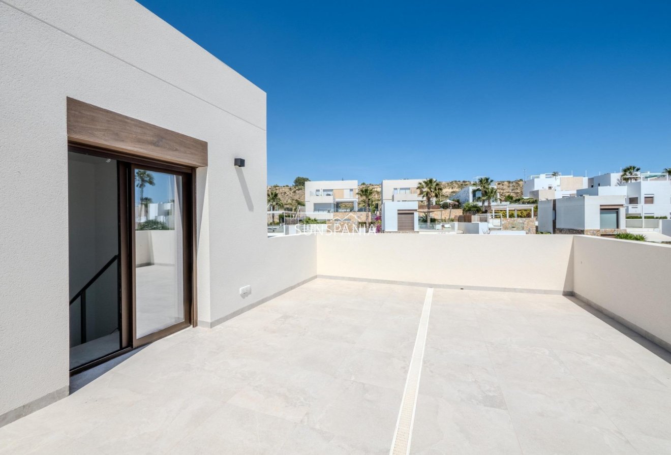 Obra nueva - Chalet -
Algorfa - La Finca Golf