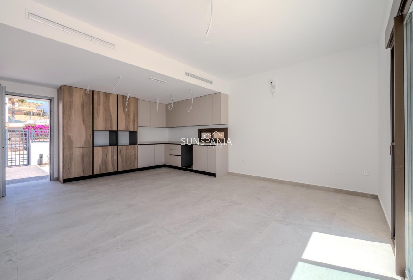 Obra nueva - Chalet -
Algorfa - La Finca Golf