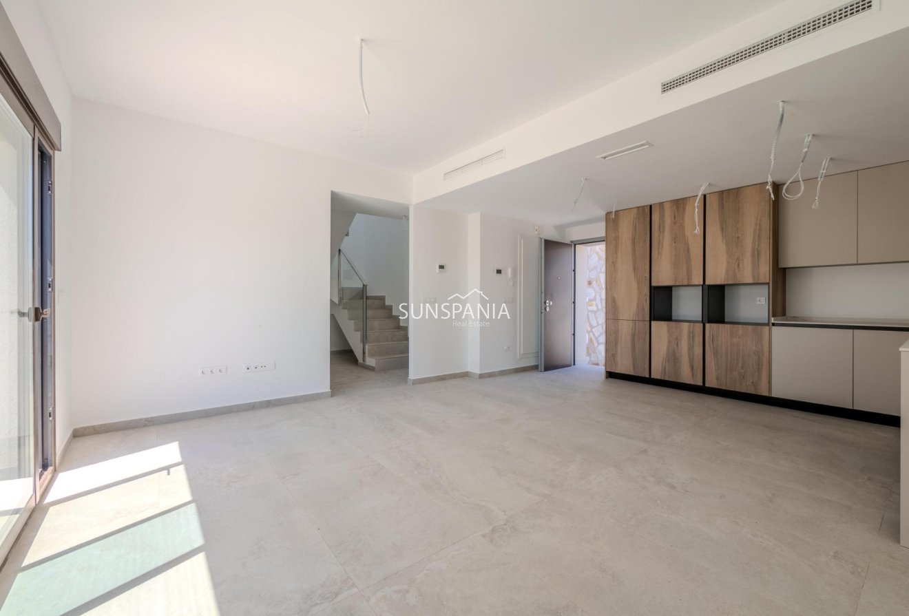 Obra nueva - Chalet -
Algorfa - La Finca Golf