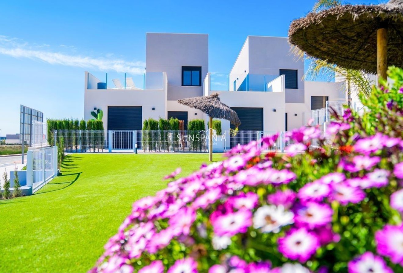 Obra nueva - Chalet -
Banos y Mendigo - Altaona Golf