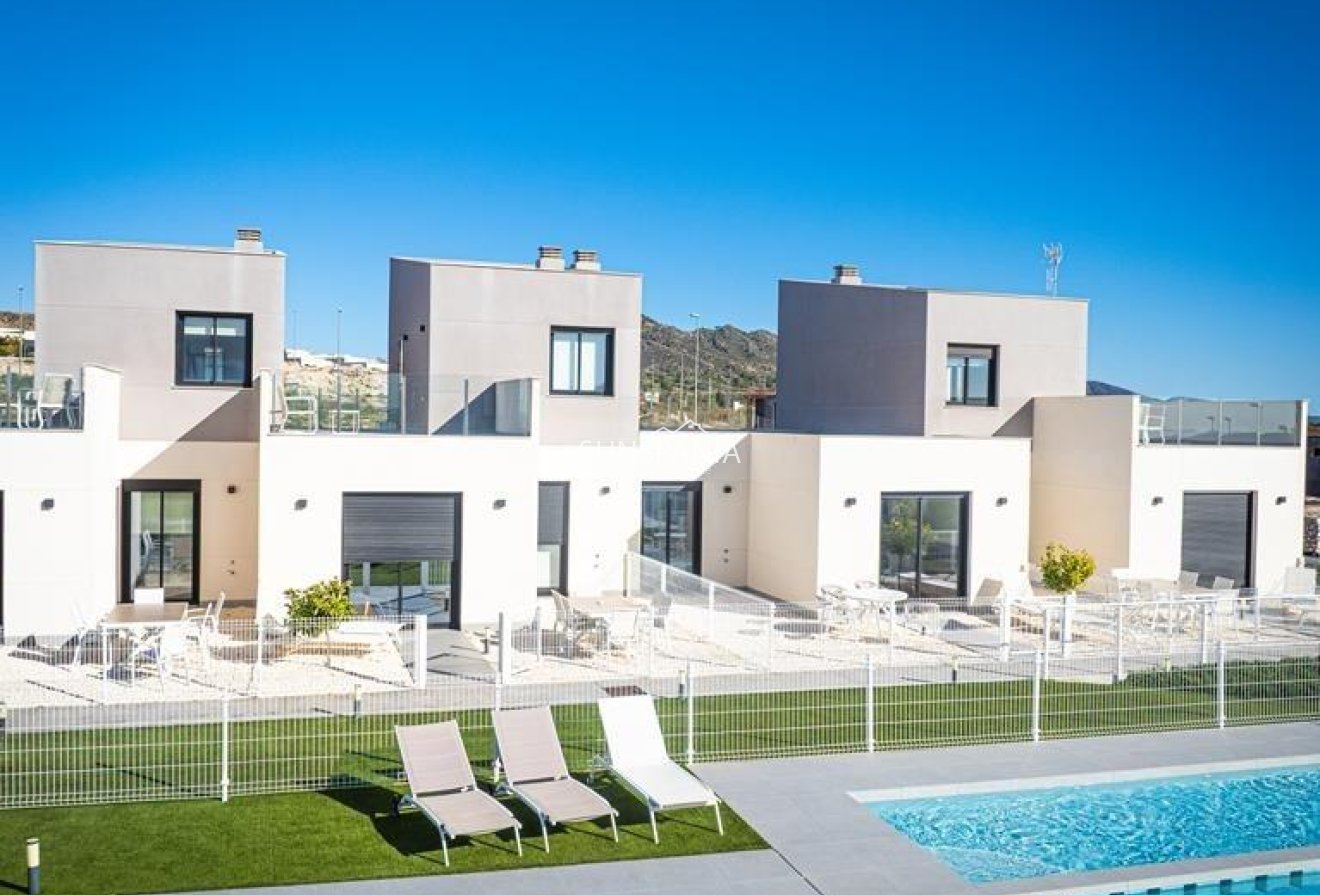 Obra nueva - Chalet -
Banos y Mendigo - Altaona Golf