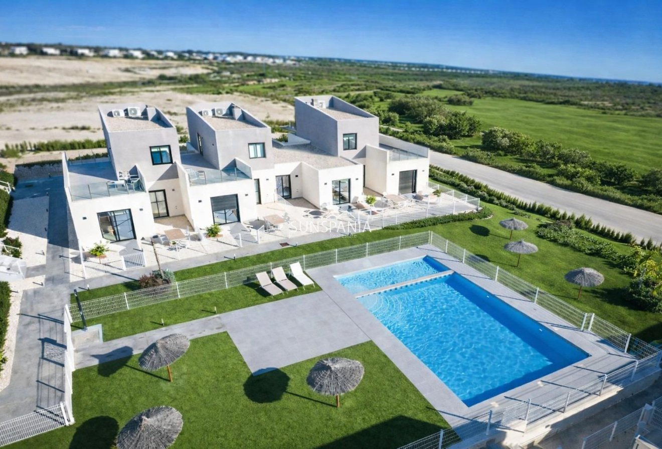 Obra nueva - Adosado -
Banos y Mendigo - Altaona Golf