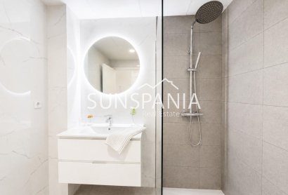 Obra nueva - Adosado -
Banos y Mendigo - Altaona Golf