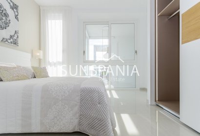 Obra nueva - Chalet -
Los Montesinos - La Herrada