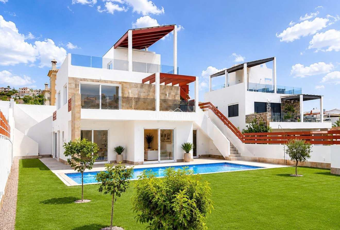 Obra nueva - Chalet -
Rojales - Golf La Marquesa (Ciudad Quesada)