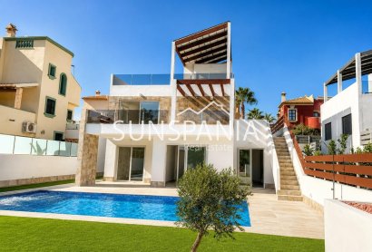 Obra nueva - Chalet -
Rojales - Golf La Marquesa (Ciudad Quesada)