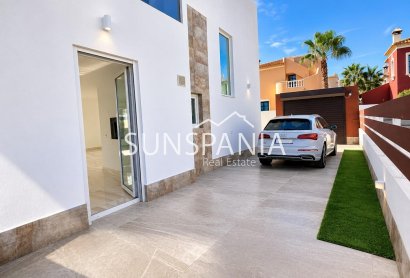 Obra nueva - Chalet -
Rojales - Golf La Marquesa (Ciudad Quesada)