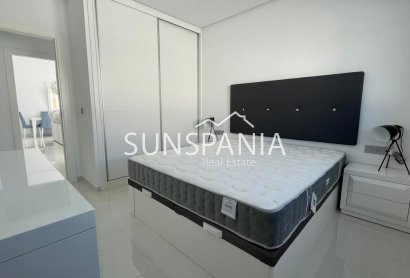Obra nueva - Chalet -
Rafal - polideportivo