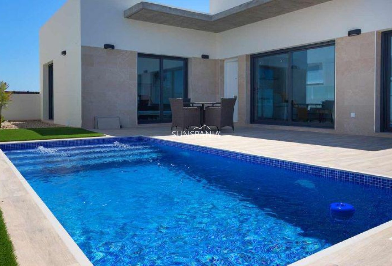 Obra nueva - Quad House -
Daya Nueva - Centro