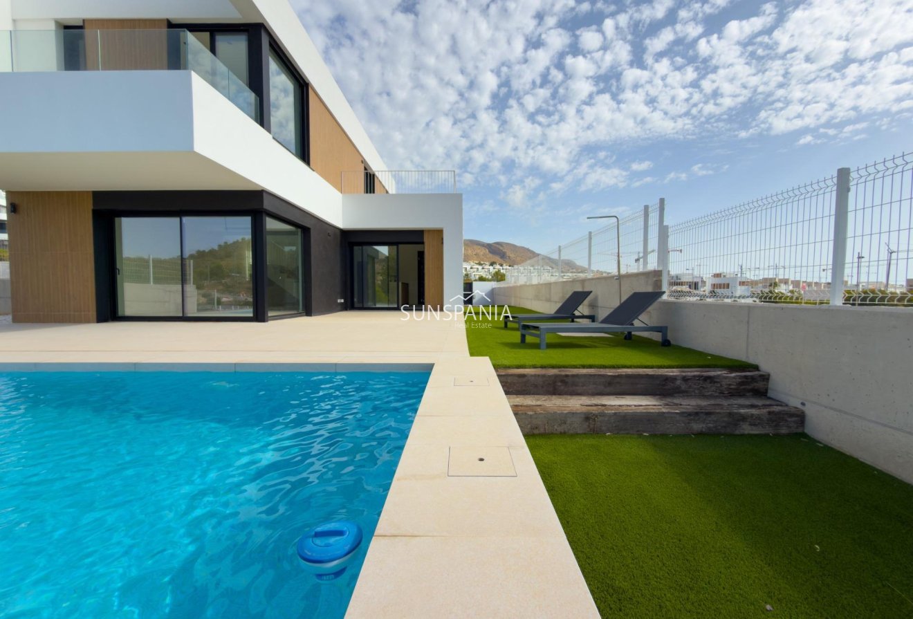 Obra nueva - Chalet -
Finestrat - Campana Garden