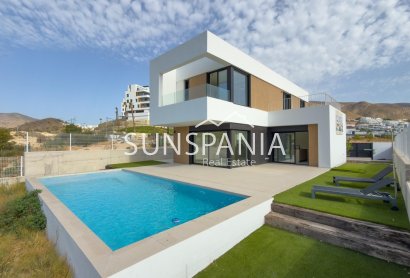 Obra nueva - Chalet -
Finestrat - Campana Garden