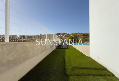 Obra nueva - Chalet -
Finestrat - Campana Garden