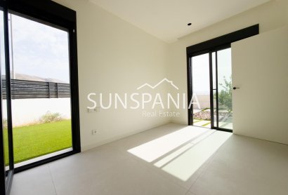 Obra nueva - Chalet -
Finestrat - Campana Garden