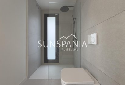 Obra nueva - Chalet -
Finestrat - Campana Garden