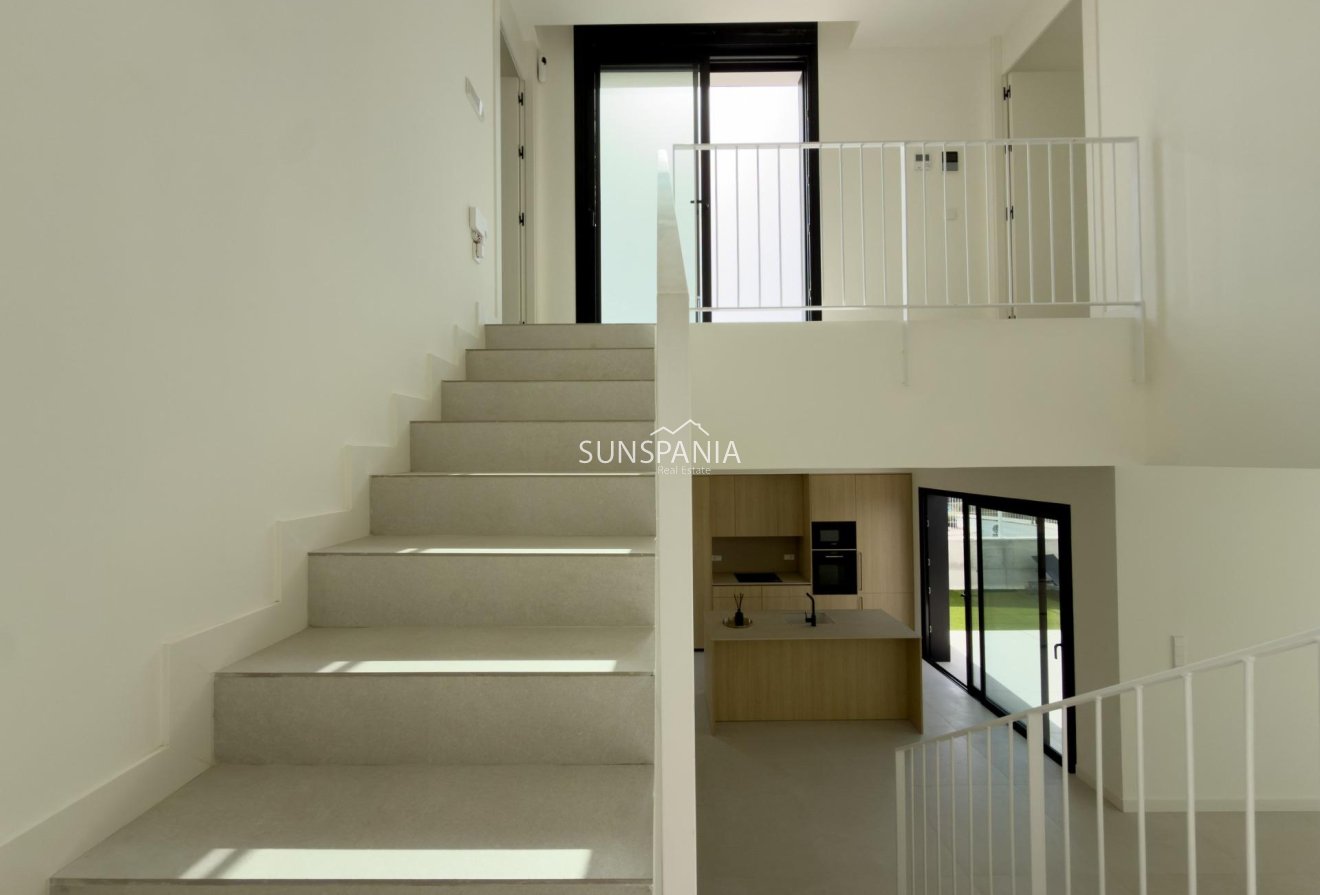 Obra nueva - Chalet -
Finestrat - Campana Garden