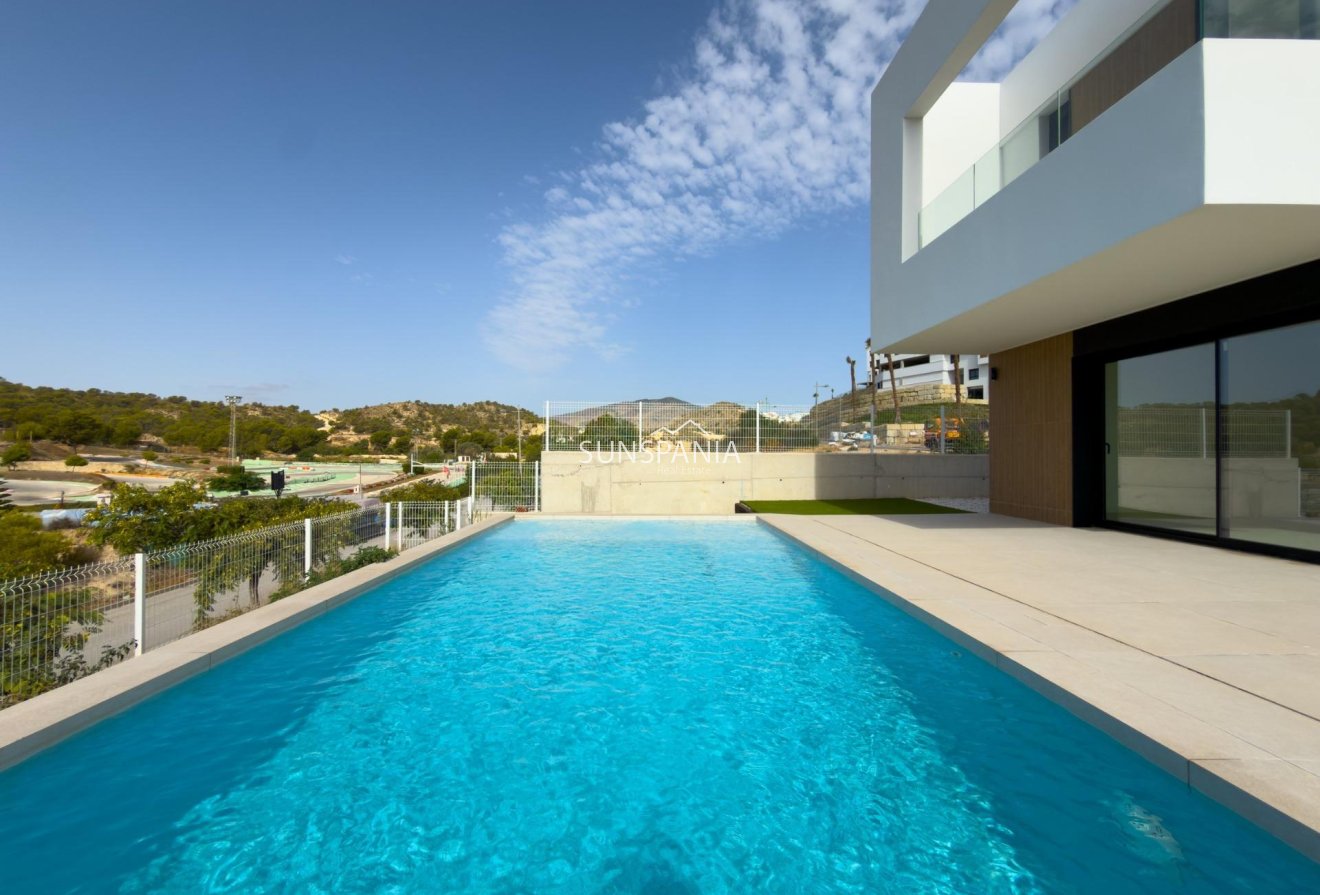 Obra nueva - Chalet -
Finestrat - Campana Garden