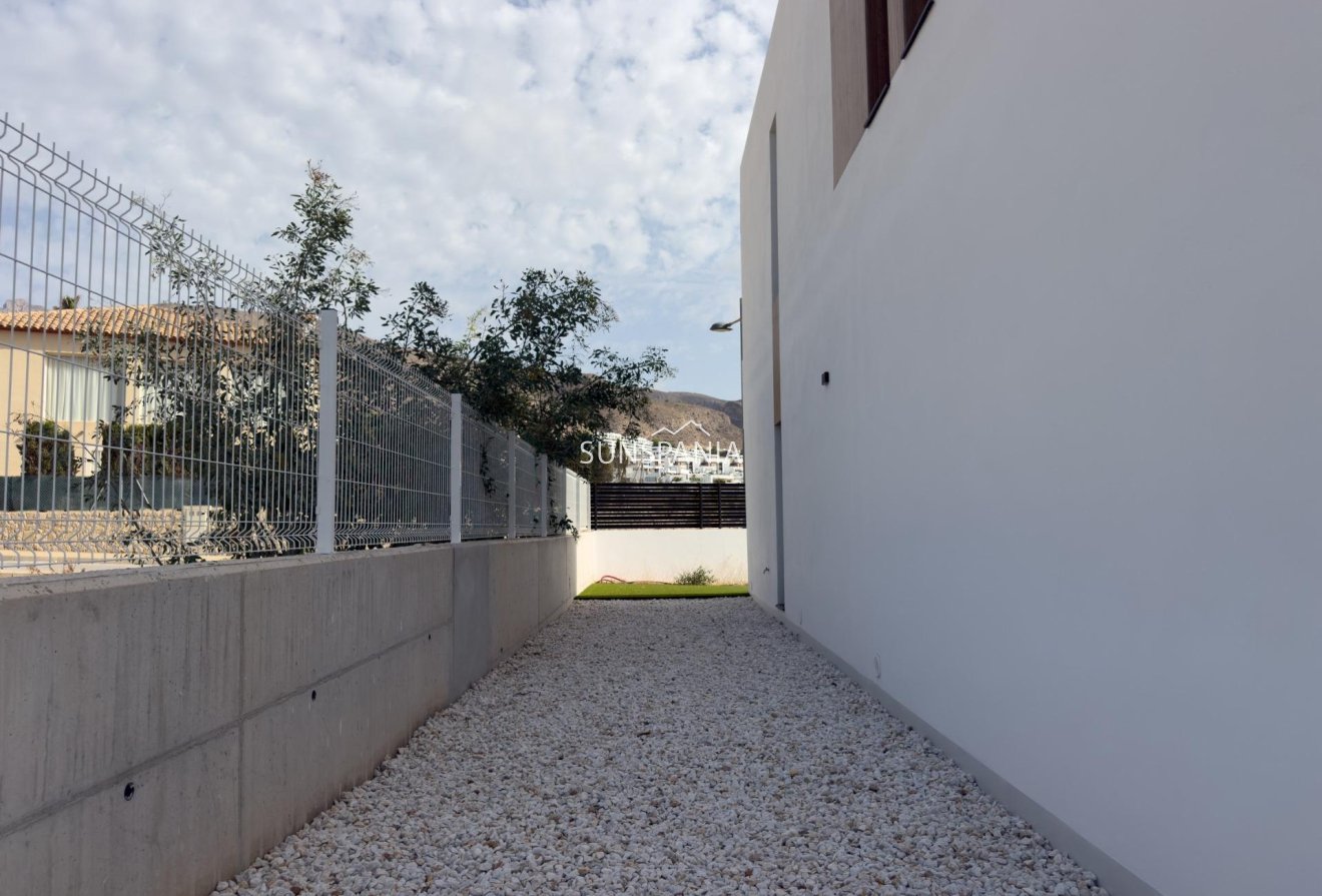 Obra nueva - Chalet -
Finestrat - Campana Garden