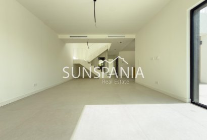 Obra nueva - Chalet -
Finestrat - Campana Garden