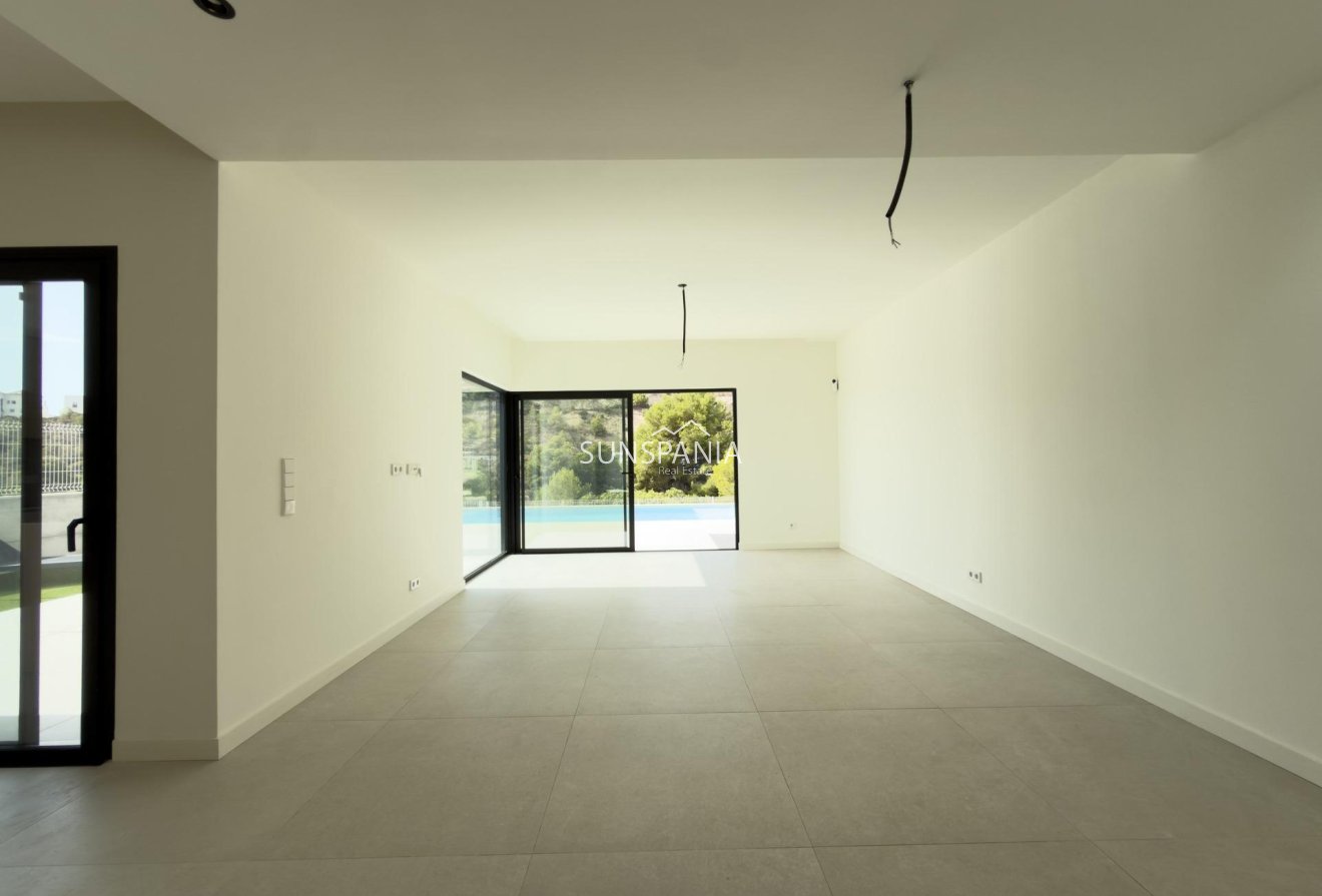 Obra nueva - Chalet -
Finestrat - Campana Garden
