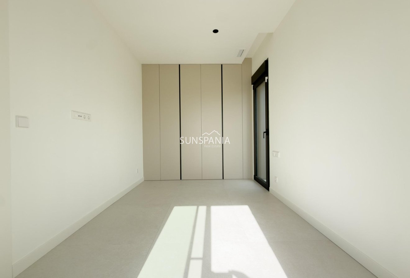 Obra nueva - Chalet -
Finestrat - Campana Garden