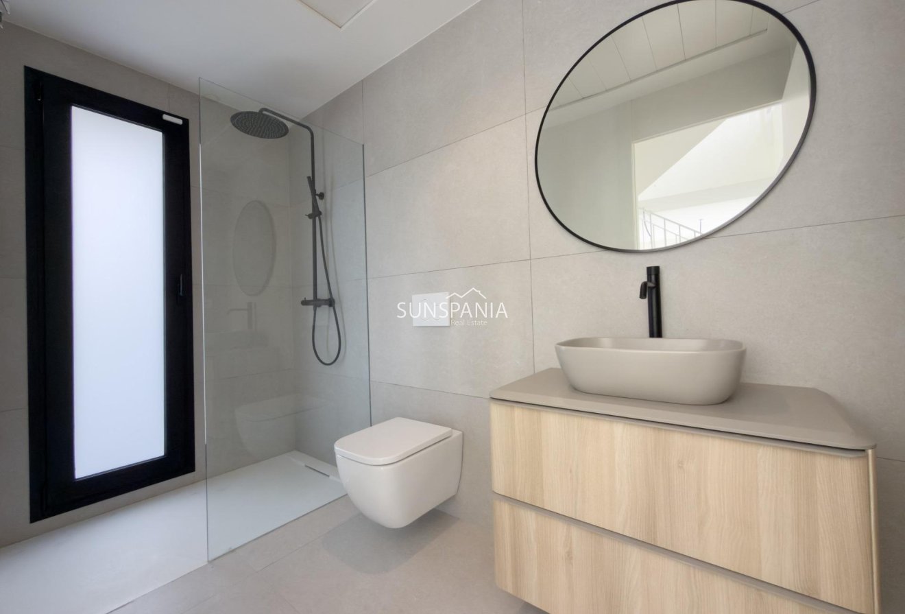 Obra nueva - Chalet -
Finestrat - Campana Garden