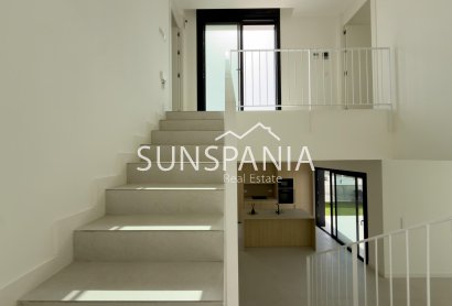 Obra nueva - Chalet -
Finestrat - Campana Garden