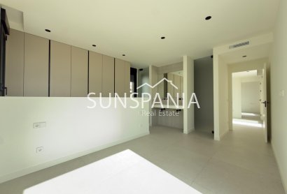 Obra nueva - Chalet -
Finestrat - Campana Garden