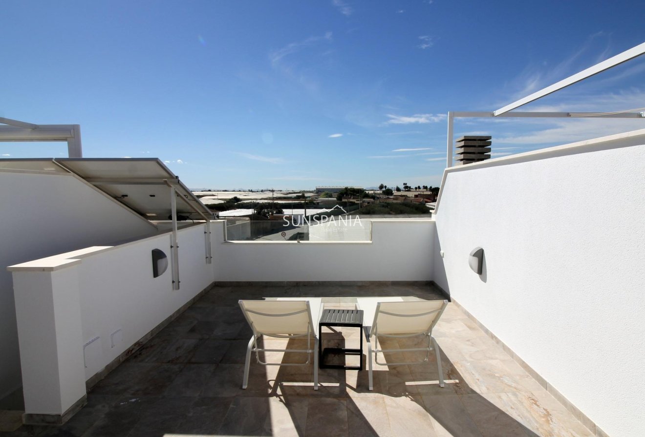 Obra nueva - Chalet -
Pilar de la Horadada - El Pilar de la Horadada