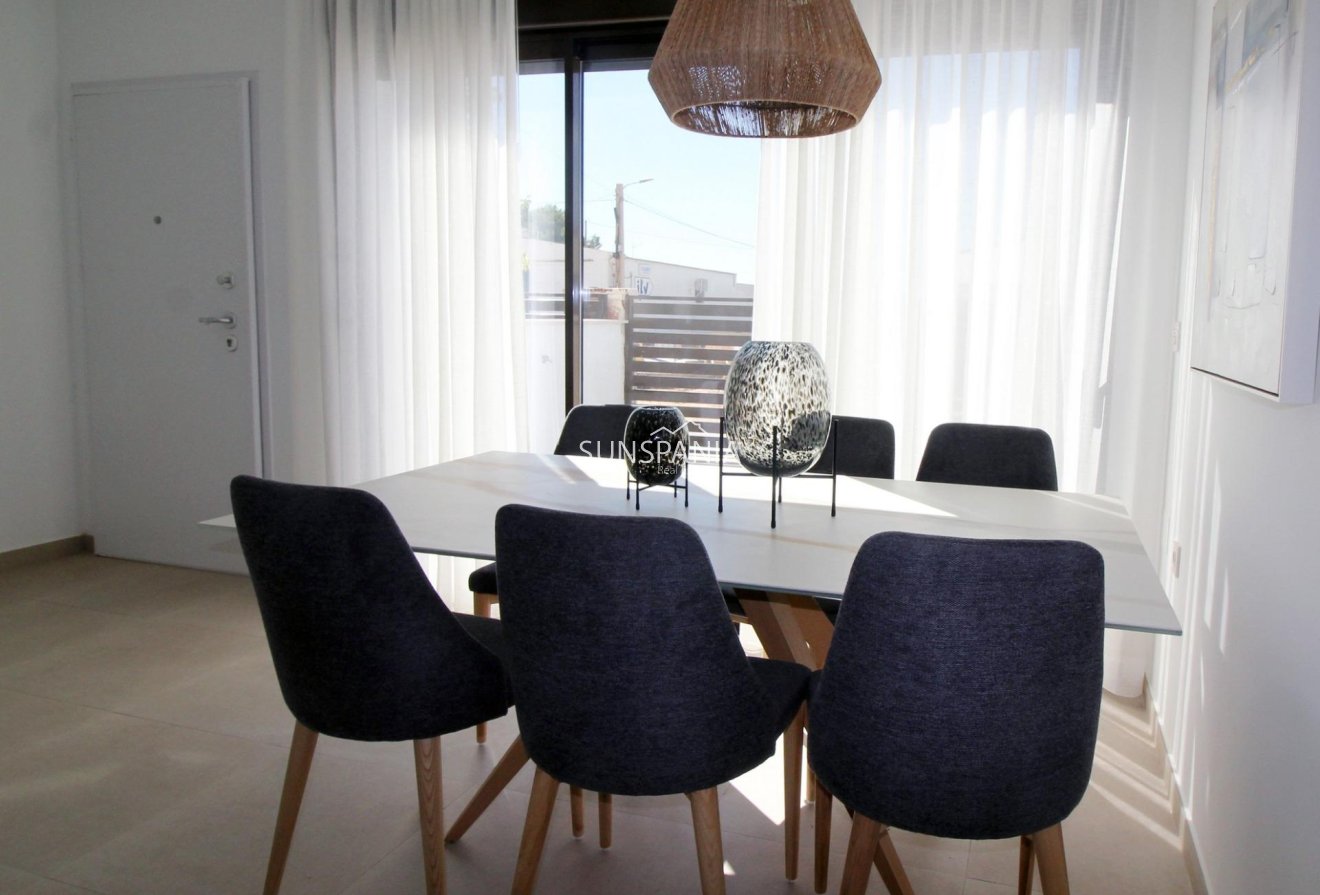 Obra nueva - Chalet -
Pilar de la Horadada - El Pilar de la Horadada