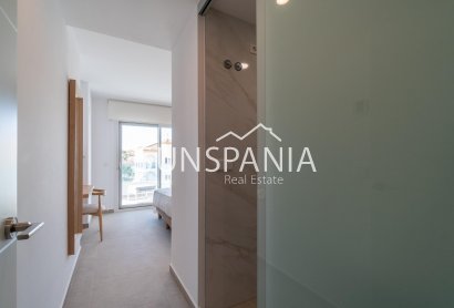Obra nueva - Piso -
Orihuela Costa - Playa Flamenca