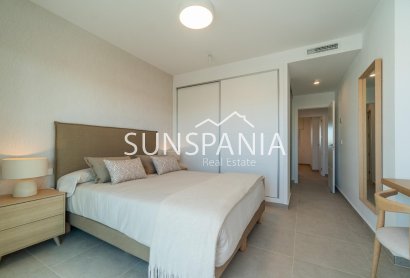 Obra nueva - Piso -
Orihuela Costa - Playa Flamenca