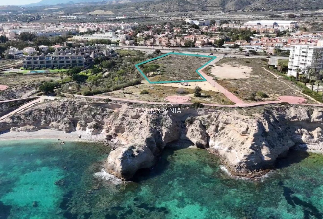 Obra nueva - Chalet -
El Campello - Platja de L´Amerador