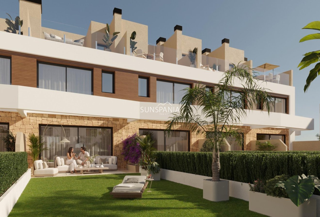 Obra nueva - Adosado -
El Campello - Platja de L´Amerador
