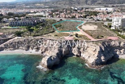 Obra nueva - Adosado -
El Campello - Platja de L´Amerador