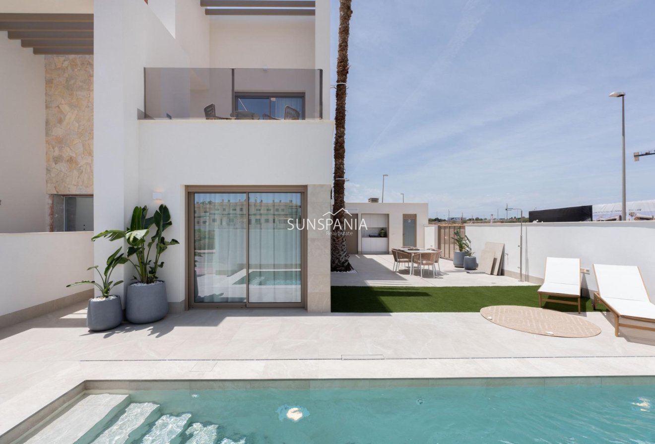 Obra nueva - Quad House -
Los Alcazares - Serena Golf
