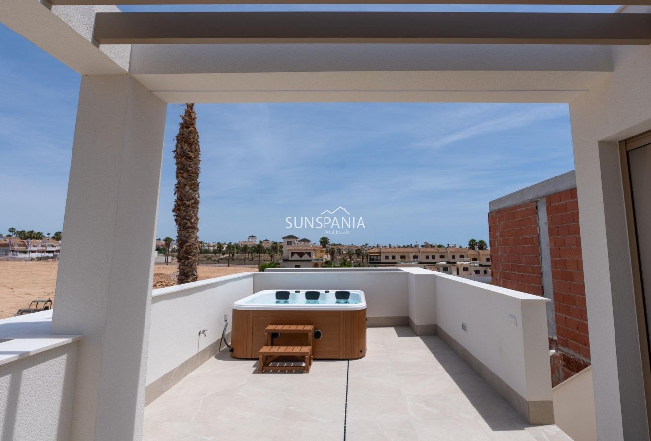 Obra nueva - Chalet -
Los Alcazares - Serena Golf