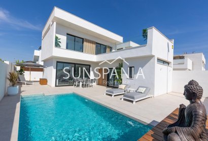 Obra nueva - Chalet -
San Javier - Parque de los leones