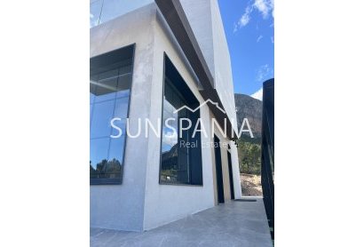 Obra nueva - Chalet -
Polop - PAU1