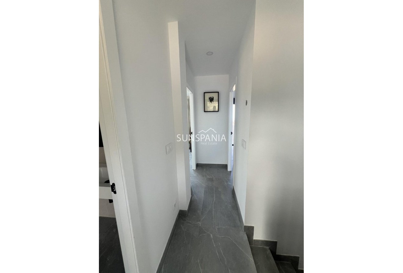 Obra nueva - Chalet -
Polop - PAU1