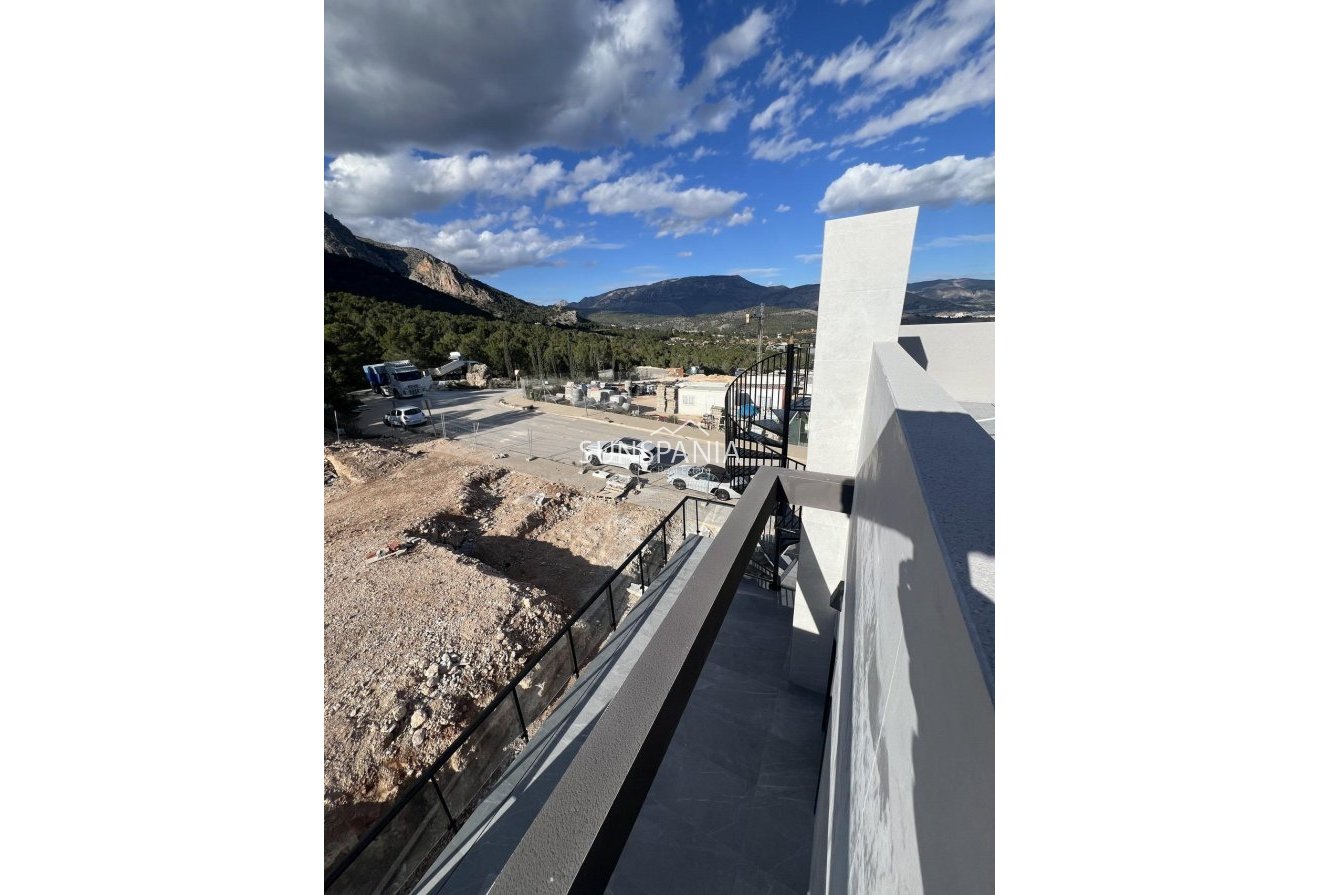 Obra nueva - Chalet -
Polop - PAU1